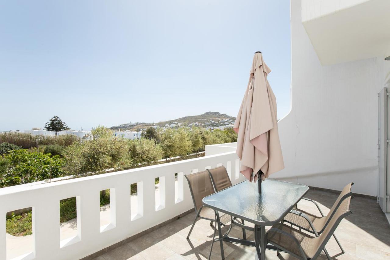 Eleftheria Hotel & Apartments Ornos  Buitenkant foto