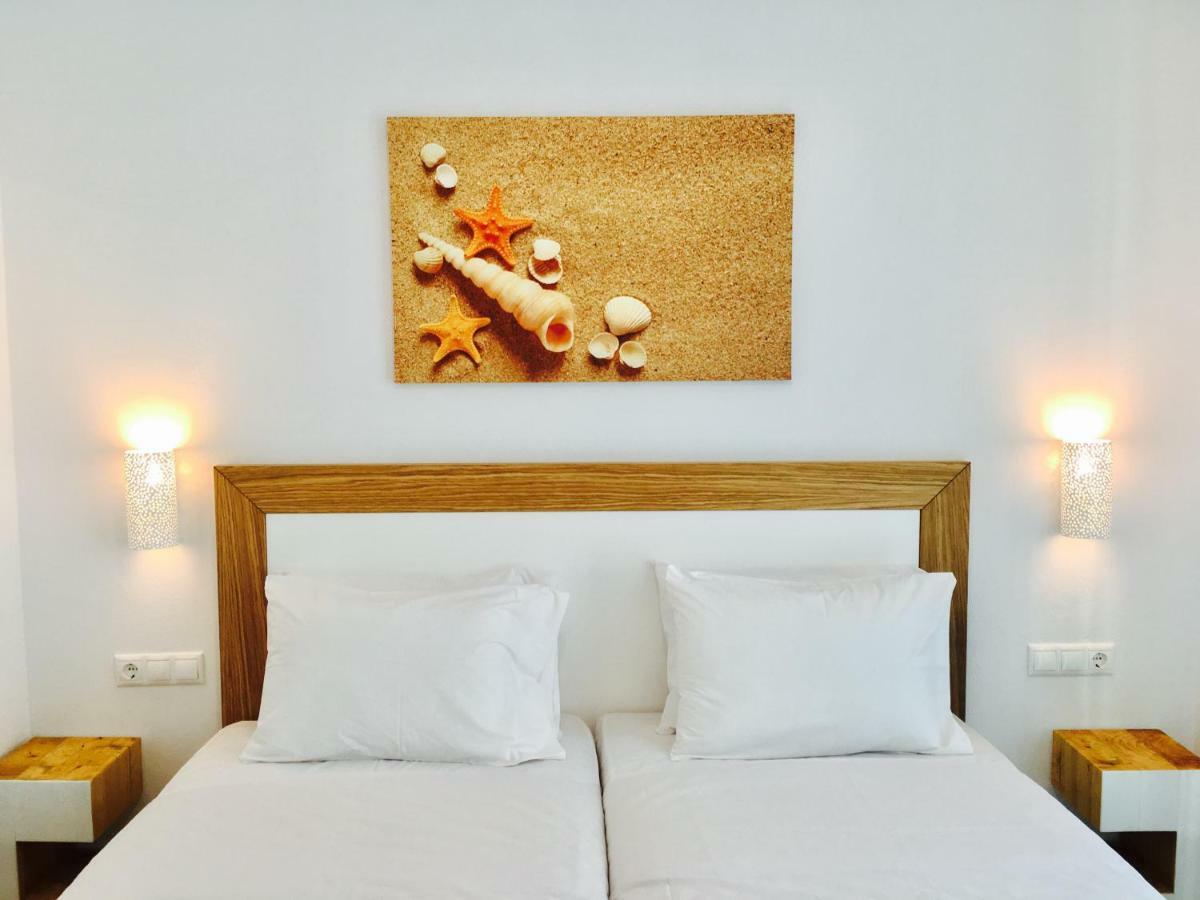 Eleftheria Hotel & Apartments Ornos  Buitenkant foto